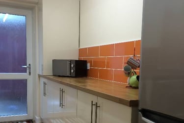 3 bed house, Jedburgh street, Near university, Middlesbrough, TS12HX - Image 2