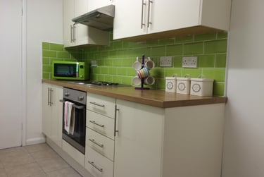 4 bed house, Princes road, Near university, Middlesbrough, TS14BB - Image 1