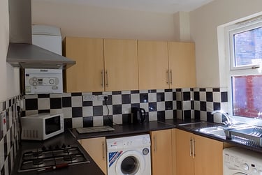 4 bed house, Cheviot street, Near university, Preston, PR18UE - Image 5