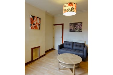 4 bed house, Wayland road, Hunters bar, Sheffield, S118YE - Image 1