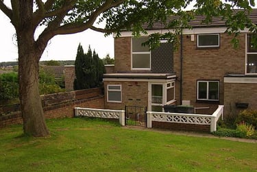 5 bed house, Frencham close, Hales place, Canterbury, CT27DS - Image 1