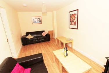 6 bed house, Beckett drive, Osbaldwick, York, YO195RX - Image 3