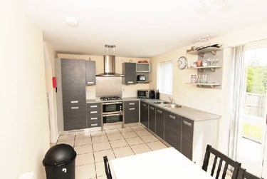 6 bed house, Beckett drive, Osbaldwick, York, YO195RX - Image 1