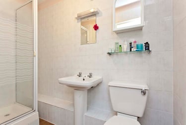 5 bed house, Baverstock Road, Talbot village, Bournemouth, BH125EX - Image 5