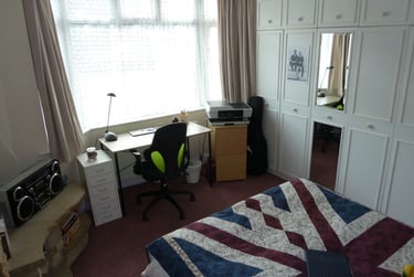 5 bed house, Redbreast Road North, Winton, Bournemouth, BH93JF - Image 6