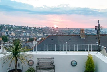 3 bed flat, Southern Terrace, Mutley, Plymouth, PL47LS - Image 1