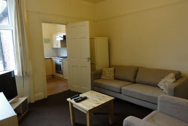 4 bed house, Vincent road, Sharrow, Sheffield, S71BW - Image 4