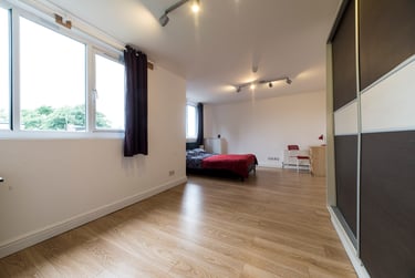 9 bed house, Ashlyn grove, Fallowfield, Manchester, M146YG - Image 2