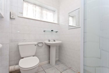 5 bed house, Heathwood road, Winton, Bournemouth, BH92JY - Image 5