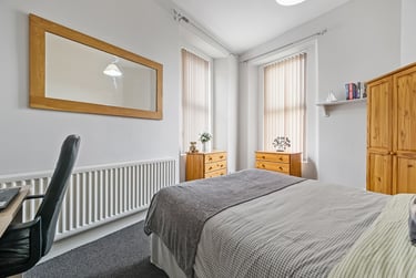 7 bed house, Furzehill road, Mutley, Plymouth, PL47JZ - Image 3