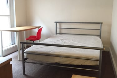 4 bed house, Seaview terrace, City centre, Swansea, SA16FE - Image 11