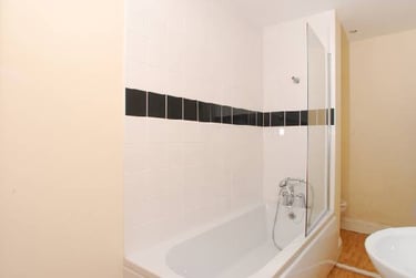 5 bed house, Hamilton Gardens, Near university, Plymouth, PL46PQ - Image 10