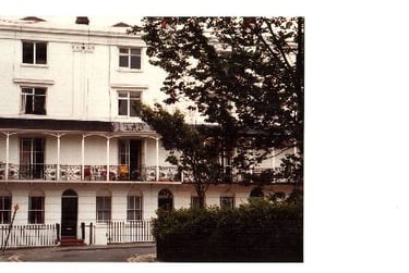 4 bed flat, Russell square, City centre, Brighton, BN12EE - Image 1