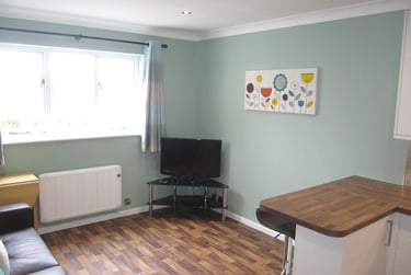 1 bed flat, Beckside Gardens, Melrosegate, York, YO103TX - Image 4