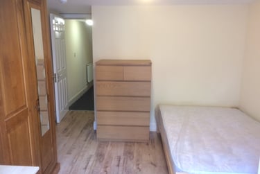 5 bed house, Argyle Ave, Victoria park, Manchester, M145PX - Image 8