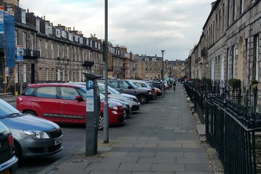 2 bed flat, Albany street, New town, Edinburgh, EH13QR - Image 1