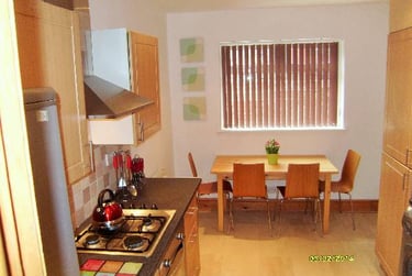 3 bed house, Mildred street, Near university, Salford, M72HG - Image 3