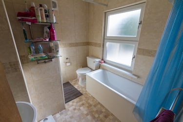 5 bed house, Hessle place, Hyde park, Leeds, LS61EG - Image 9