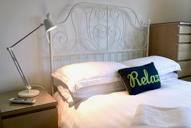 2 bed flat, Carter House, Near university, Portsmouth, PO13HR - Image 2