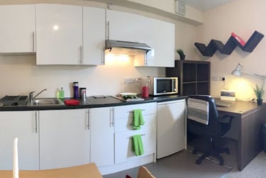 1 bed studio, 353 North Road West, Central, Plymouth, PL15DJ - Image 5