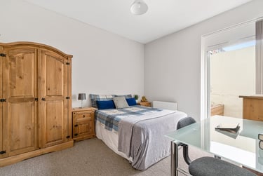 3 bed flat, Bedford Terrace, North hill, Plymouth, PL48EY - Image 3