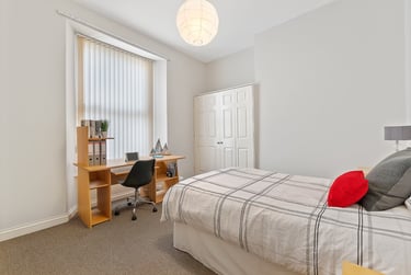 3 bed flat, Bedford Terrace, North hill, Plymouth, PL48EY - Image 10