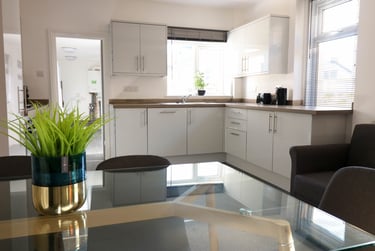 7 bed house, May Terrace, Lipson, Plymouth, PL48PP - Image 9