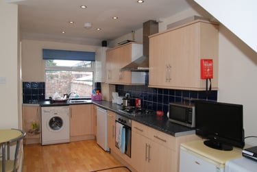 3 bed house, Horton Road, Rusholme, Manchester, M147QD - Image 3