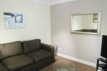 6 bed house, Low mill close, Badger hill, York, YO105JN - Image 4