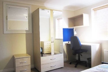 6 bed house, Low mill close, Badger hill, York, YO105JN - Image 8