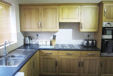 6 bed house, Low mill close, Badger hill, York, YO105JN - Image 1