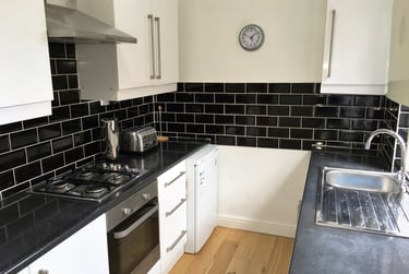 3 bed house, Gristhorpe road, Selly oak, Birmingham, B297SP - Image 1