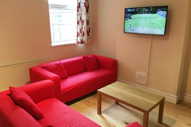 3 bed house, Gristhorpe road, Selly oak, Birmingham, B297SP - Image 2