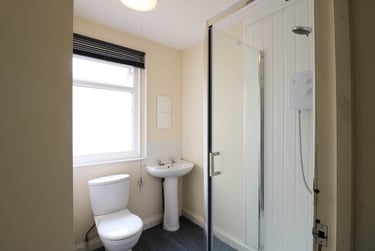 6 bed house, Restormel road, Central, Plymouth, PL46BJ - Image 6