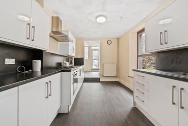 4 bed house, Alexandra Road, Mutley, Plymouth, PL47JT - Image 4