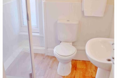 3 bed house, Mildmay street, City centre, Plymouth, PL48NE - Image 2