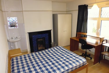 3 bed house, Ednaston road, Dunkirk, Nottingham, NG72JF - Image 2