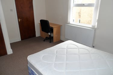 1 bed flat, Portland crescent, Victoria park, Manchester, M130BU - Image 4