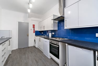 6 bed house, Beaumont Road, City centre, Plymouth, PL49BA - Image 9