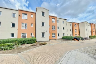 Classic Studio Plus at Creek Court, Creek Road, Greenwich, London, SE83BU - Image 2