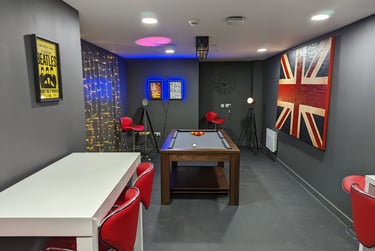 Superior Studio at Stanhope House, 91-95 Commercial Road, City Centre, Portsmouth, PO11BQ - Image 14