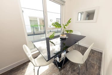 Small Room at X1 Arndale House, 89 London Road, City Centre, Liverpool, L38JA - Image 5