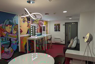 Deluxe Ensuite at Stanhope House, 91-95 Commercial Road, City Centre, Portsmouth, PO11BQ - Image 6