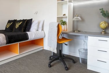 Quintessential Studio at Fraser Studios, 140 Causewayend, City Centre, Aberdeen, AB253TN - Image 1