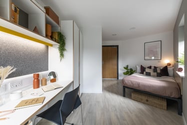 Luxe Ensuite (7-8 Bed) at Altura, Bath Row, City Centre, Birmingham, B151NE - Image 1