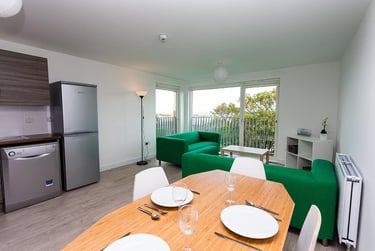 Premium Plus – Large 2 Bed Flats at 403 King Street, 403 King Street, City Centre, Aberdeen, AB243BZ - Image 5