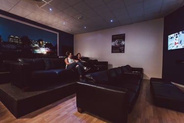 Large En Suite at The Junxion, Brayford Wharf East, Waddington, Lincoln, LN57BG - Image 5