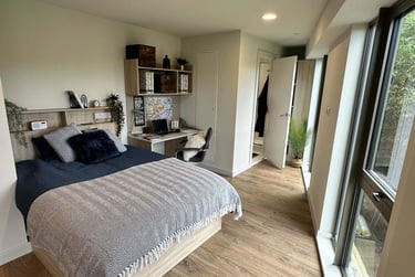 Silver Studio at Redgate, Traffic Street, Castle Boulevard, Nottingham, NG21NE - Image 1