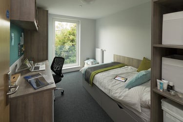 Road View - En-Suite at Graystacks, 171 Castle Blvd, Dunkirk, Nottingham, NG71GY - Image 1