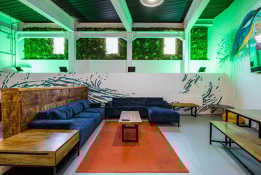 Courtyard Studio at The Nest, 100-104 Derby Road, City Centre, Nottingham, NG15FB - Image 4